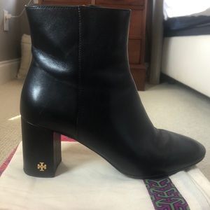 Tory Burch Brooke Leather Booties in Perfect Black